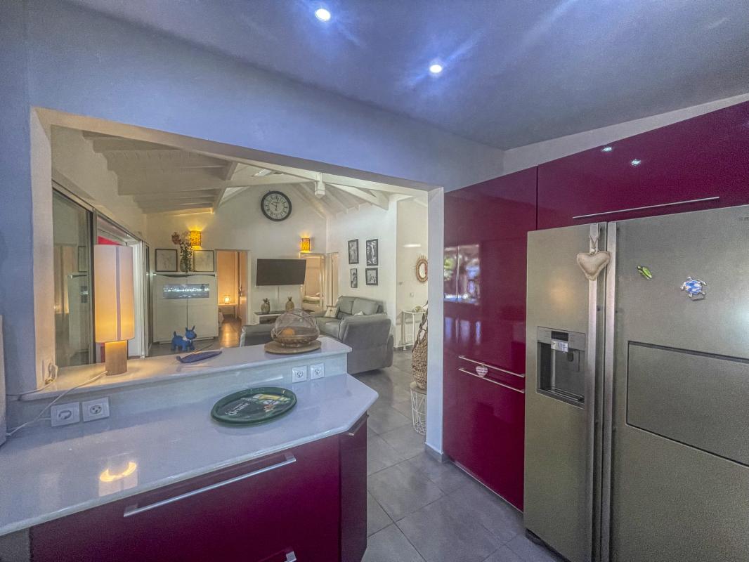 20.Location villa piscine Saint François Guadeloupe_Cuisine